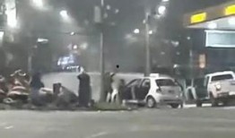 出警爆料抢劫案例最新,最新抢劫案紧急通报，警方全力追捕嫌疑人