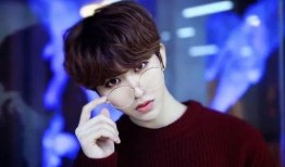 谁爆料蔡徐坤的视频播放,幕后爆料者身份引热议