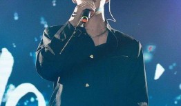 王栎鑫演唱会爆料了吗视频